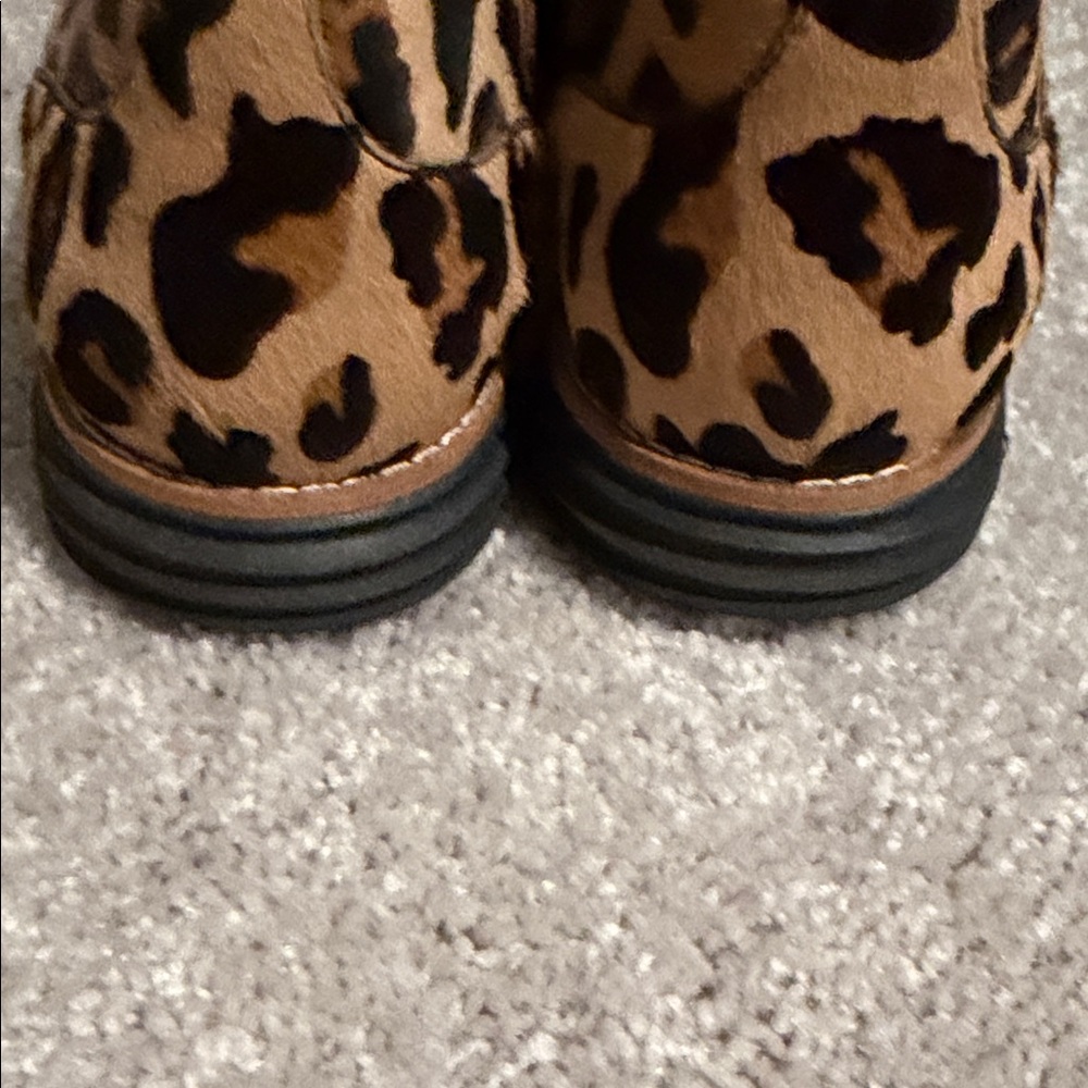 Cole Haan Leopard Print Lace-Up Oxfords in Tan and Black - Picture 4 of 6